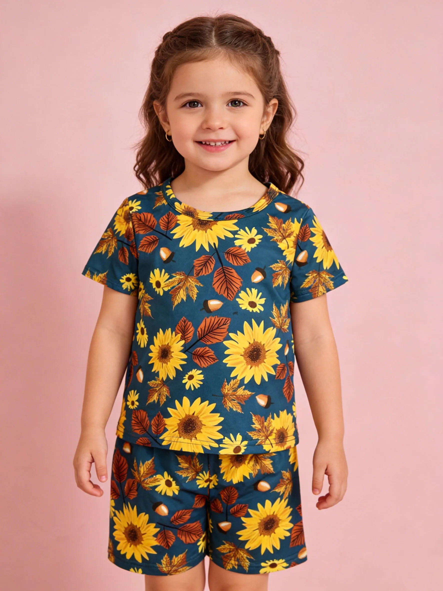 Dark Green Sunflower Set: Turn Your Baby Girl Into an Autumn Sweetheart
Dark Green Sunflower Set: Turn Your Baby Girl Into an Autumn Sweetheart