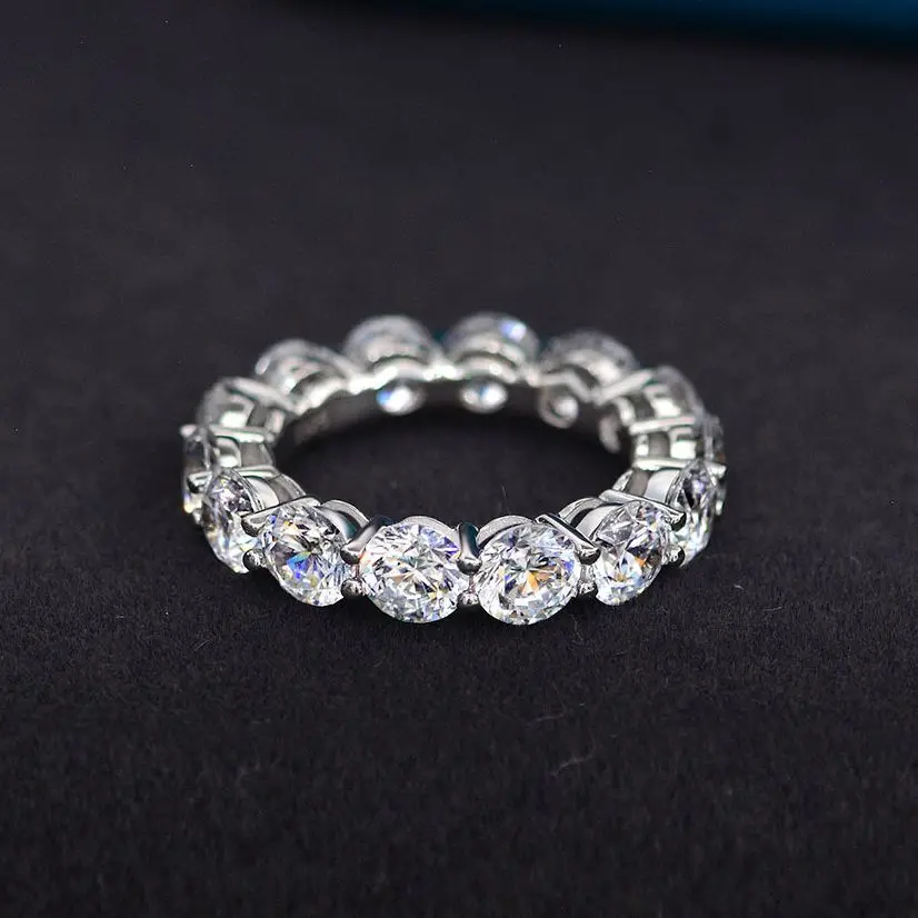 The New S925 Sterling Silver Inlaid with High Carbon Diamond for Women's Ring in 2022 Has a Simple Design Sense of Rings Jewelry
The New S925 Sterling Silver Inlaid with High Carbon Diamond for Women's Ring in 2022 Has a Simple Design Sense of Rings Jewelry