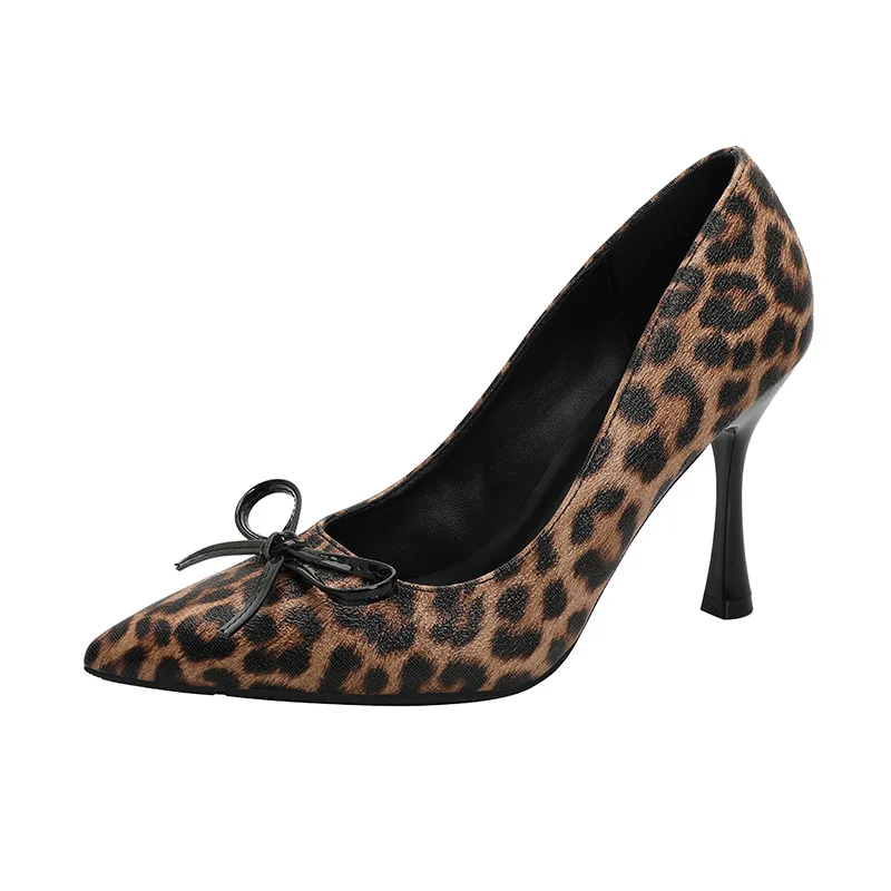 2026 Women's Leopard Print High Heels with Bow - Pointed Toe Stiletto Fashion Party Shoes Plus Size 30-44
2026 Women's Leopard Print High Heels with Bow - Pointed Toe Stiletto Fashion Party Shoes Plus Size 30-44