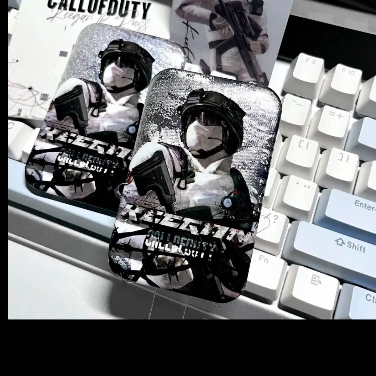 Мобильная брошь с рисунком аниме Call of Duty, милый кошелек на булавке, рюкзак, одежда, ювелирные изделия, значок, аксессуары, подарок для друзей
Мобильная брошь с рисунком аниме Call of Duty, милый кошелек на булавке, рюкзак, одежда, ювелирные изделия, значок, аксессуары, подарок для друзей