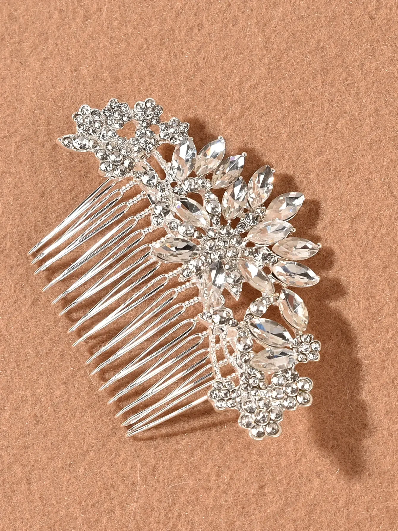 1pc Women's Elegant Alloy Rhinestone Hair Comb, Bridal Headpiece For Wedding, Party, Gathering Valentine's Day Accessories
1pc Women's Elegant Alloy Rhinestone Hair Comb, Bridal Headpiece For Wedding, Party, Gathering Valentine's Day Accessories