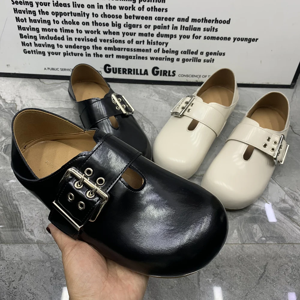 Fashion Women Shoes Plus Size Leather Flat Shoes Antislip Casual Women Loafers Designer Mullers
Fashion Women Shoes Plus Size Leather Flat Shoes Antislip Casual Women Loafers Designer Mullers