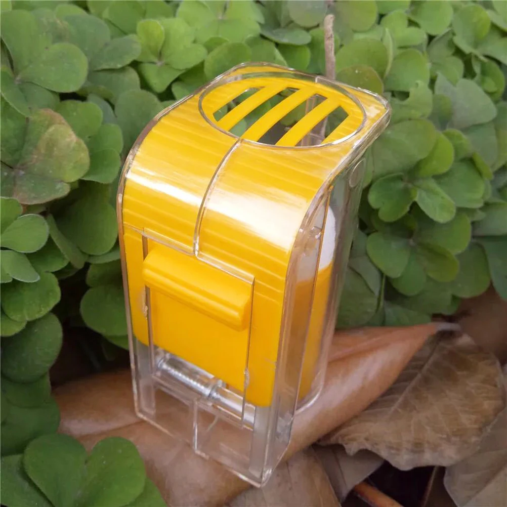 Beekeeping Supplies Marking Bottle Beekeeper Tools Plastic Queen Capture Cage Durable Lightweight Small Size Apiary
Beekeeping Supplies Marking Bottle Beekeeper Tools Plastic Queen Capture Cage Durable Lightweight Small Size Apiary