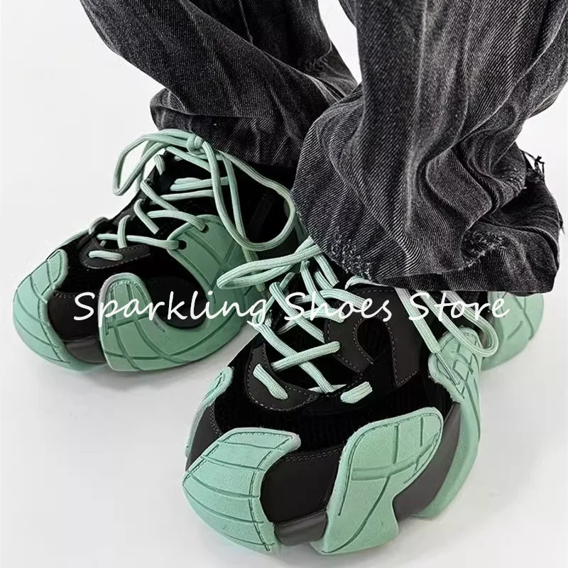 Fashion Big Head Chunky Bottom Sneakers for Men Retro Mesh Splicing Breathable Sport Shoes Male Outside Casual Hiking Shoes
Fashion Big Head Chunky Bottom Sneakers for Men Retro Mesh Splicing Breathable Sport Shoes Male Outside Casual Hiking Shoes