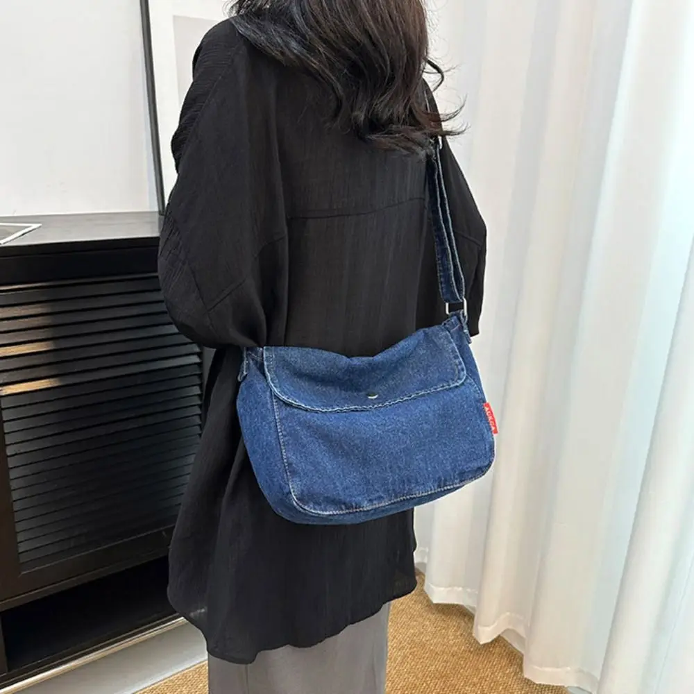 Portable Y2K Denim Canvas Bag Street Style Large Capacity Vintage Handbag Shopping Bag Solid Color Solid Crossbody Bag Outdoor
Portable Y2K Denim Canvas Bag Street Style Large Capacity Vintage Handbag Shopping Bag Solid Color Solid Crossbody Bag Outdoor