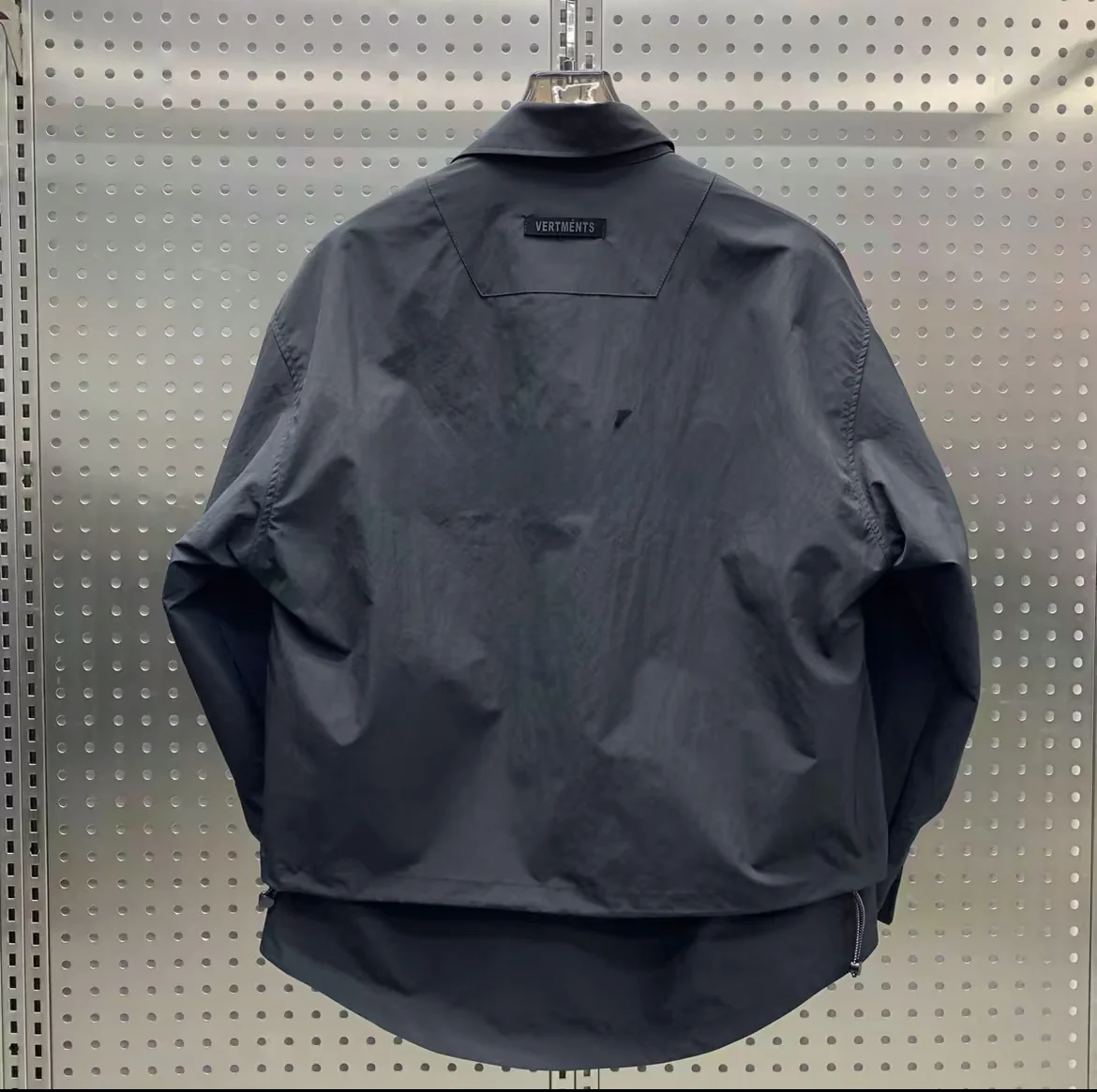 American Sle Casual Cool Men's Jaet Autumn New Retro Trending Versatile Cotton Denim irt Coat Loose Fit Vintage Look
American Sle Casual Cool Men's Jaet Autumn New Retro Trending Versatile Cotton Denim irt Coat Loose Fit Vintage Look