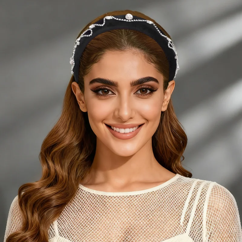 Shiny Full Rhinestone Headbands for Women Black Color Hairbands Velvet Headwear Hair Accessories Jewelry Gifts
Shiny Full Rhinestone Headbands for Women Black Color Hairbands Velvet Headwear Hair Accessories Jewelry Gifts