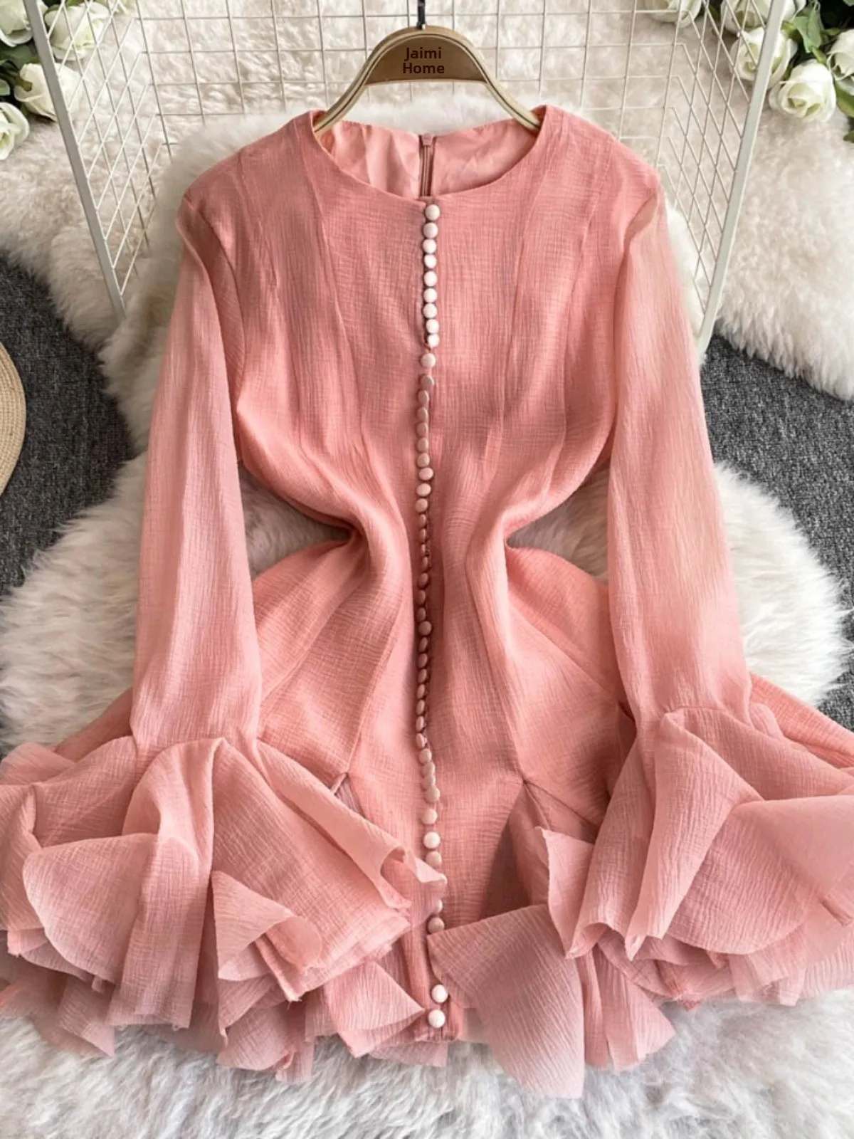 Sweetened Ruffle Hem Long Sleeve Slim Fit Waist Cinched Holiday Short Dress Women's Autumn High End Feeling Commute Korean Style
Sweetened Ruffle Hem Long Sleeve Slim Fit Waist Cinched Holiday Short Dress Women's Autumn High End Feeling Commute Korean Style