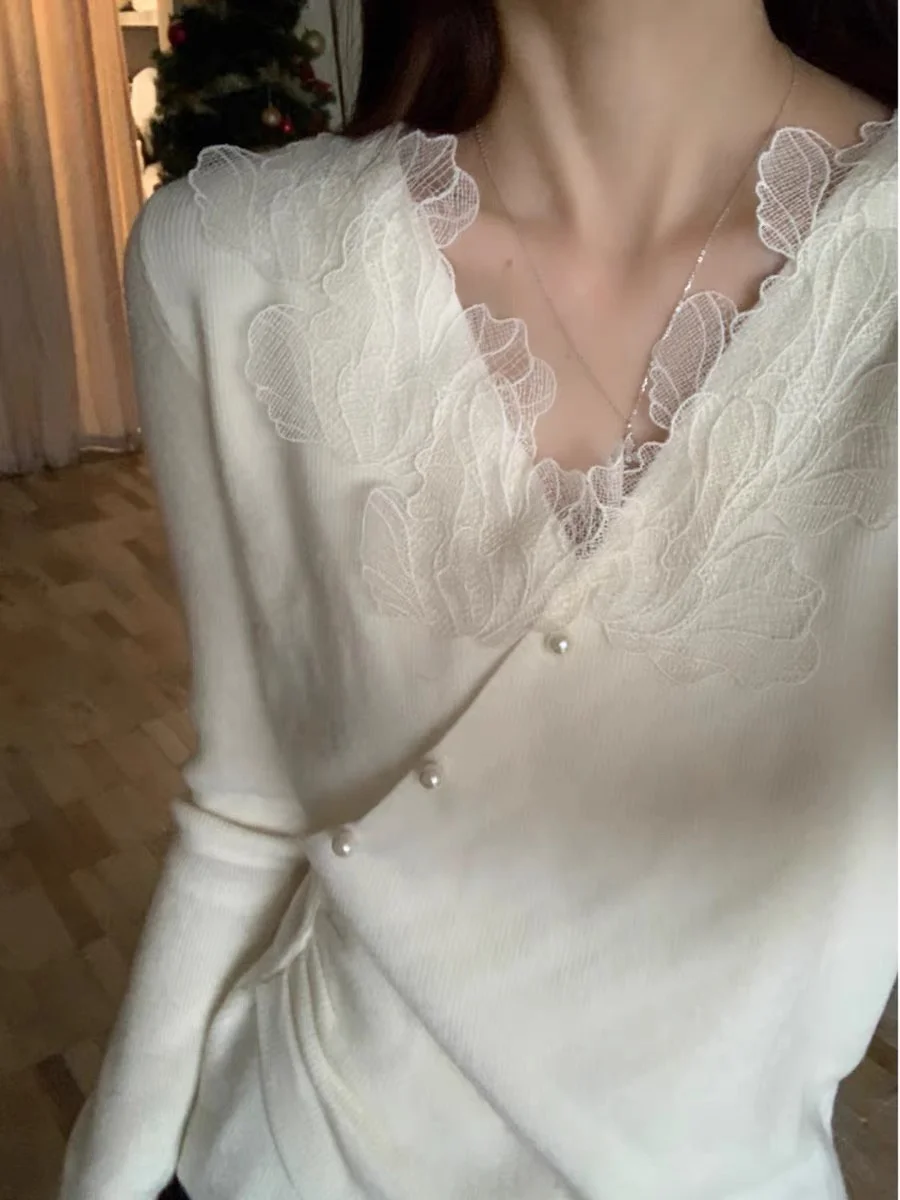 Женский вязаный свитер Rongdaxi осенне-зимний, с жемчужным кружевом, синий, модный, приталенный, с V-образным вырезом, из шерсти, с тяжелой вышивкой, полиэстер
Женский вязаный свитер Rongdaxi осенне-зимний, с жемчужным кружевом, синий, модный, приталенный, с V-образным вырезом, из шерсти, с тяжелой вышивкой, полиэстер