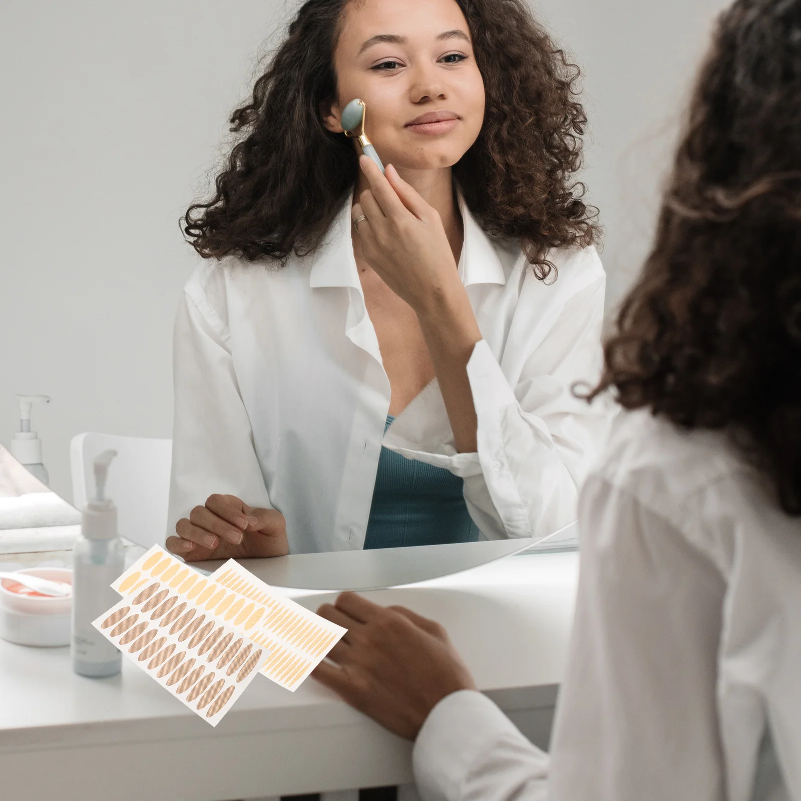 80Pcs Double Eyelid Tapes Invisible Lightweight Eyelid Lifter Strips Makeup Eye Lift Tape Natural Look Comfortable Skin Safe
80Pcs Double Eyelid Tapes Invisible Lightweight Eyelid Lifter Strips Makeup Eye Lift Tape Natural Look Comfortable Skin Safe