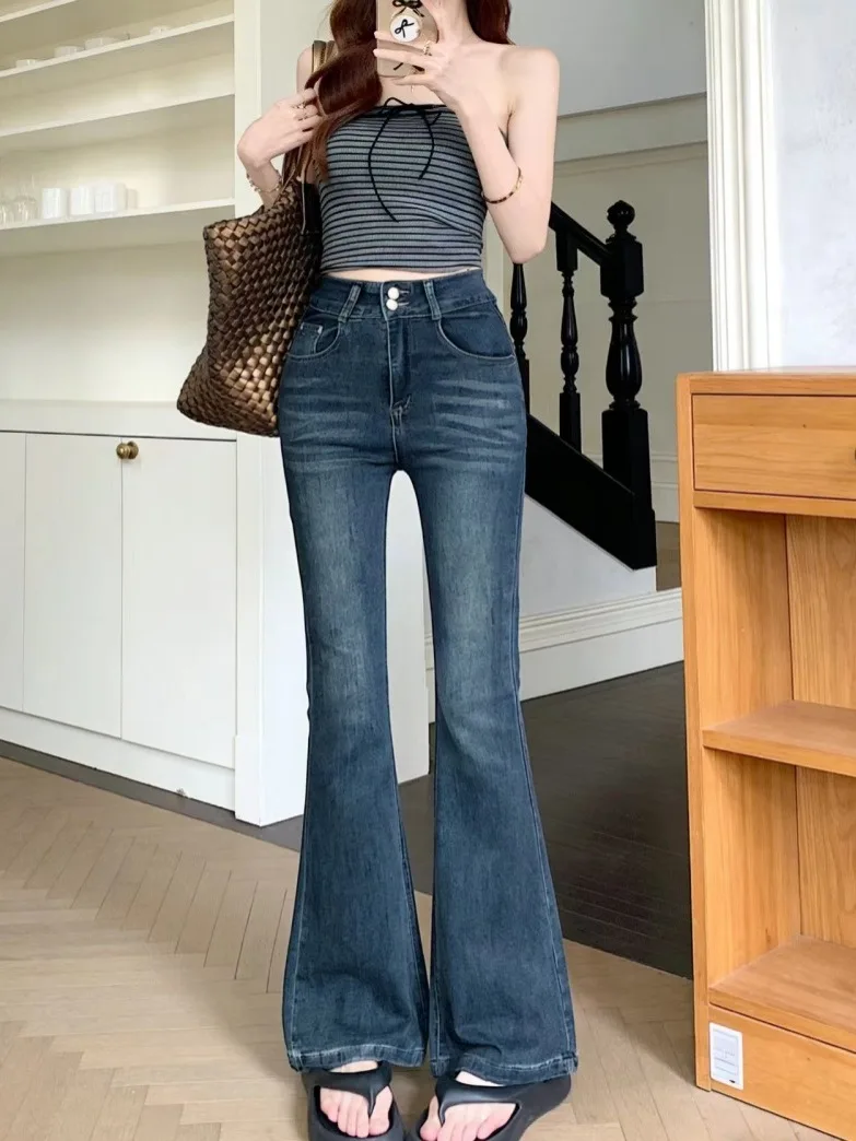 Retro American Bell Bottom Jeans High Waist Two Button Women's Vintage Washed Slim Fit Floor Length Pants Spring Commute Style
Retro American Bell Bottom Jeans High Waist Two Button Women's Vintage Washed Slim Fit Floor Length Pants Spring Commute Style
