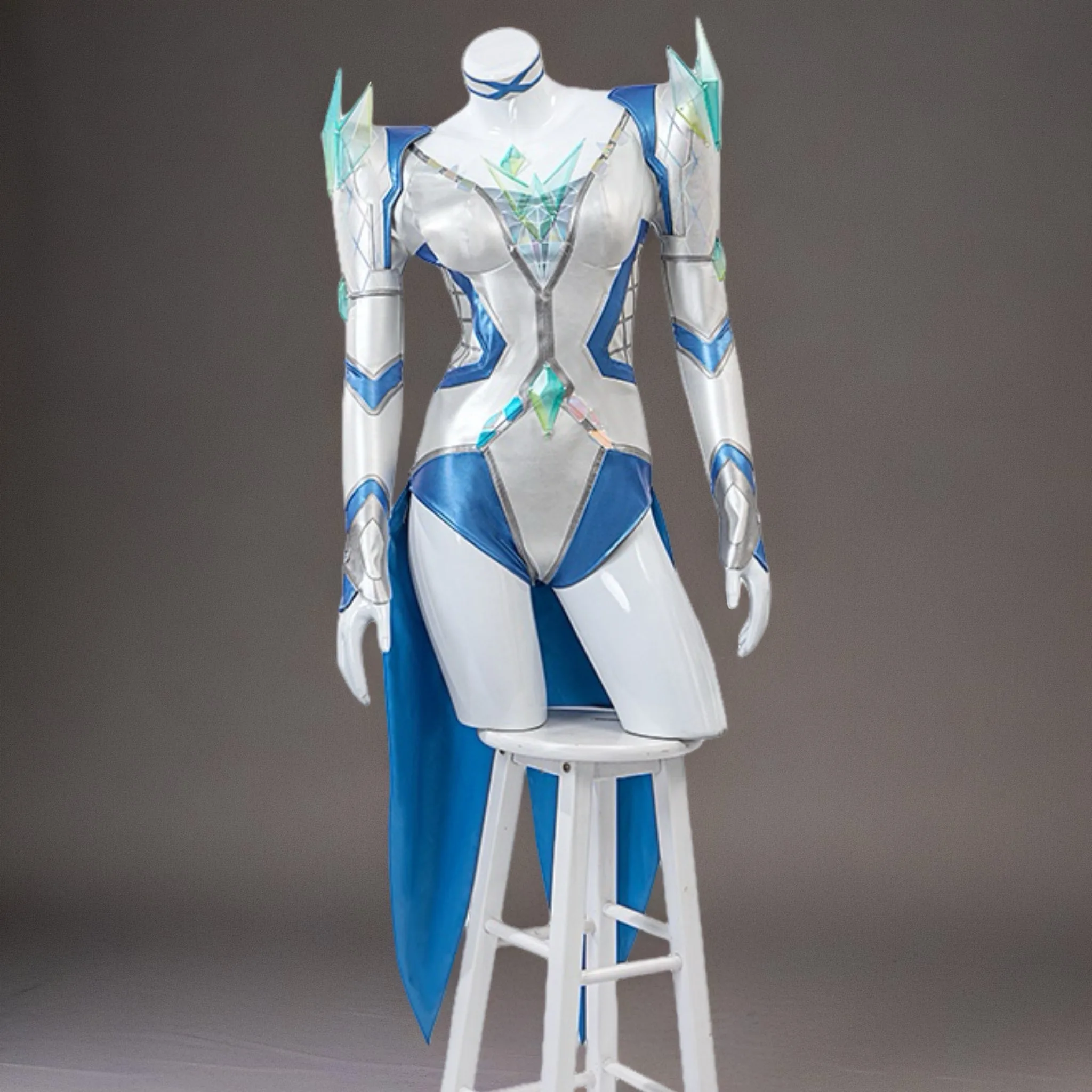 Rivals White Woman Queen Cosplay Costume Emma Jumpsuit Disfraz Halloween Carnival Party Outfits
Rivals White Woman Queen Cosplay Costume Emma Jumpsuit Disfraz Halloween Carnival Party Outfits