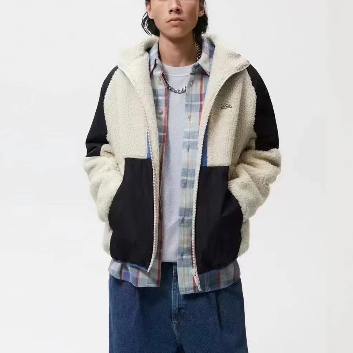 Faionable Мужская универсальная куртка с капюшоном в стиле пэчворк Fce Jaet Молодежная модная теплая длинная застежка-молния из полиэфирного волокна
Faionable Мужская универсальная куртка с капюшоном в стиле пэчворк Fce Jaet Молодежная модная теплая длинная застежка-молния из полиэфирного волокна