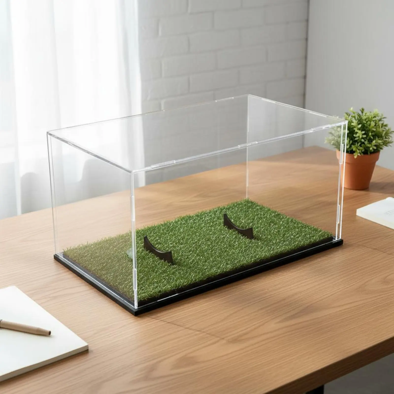 Acrylic Prolate Spheroid Box Dustproof Prolate Spheroid Display Case Clear Sphere Storage Box Detachable Design Built-in Stand
Acrylic Prolate Spheroid Box Dustproof Prolate Spheroid Display Case Clear Sphere Storage Box Detachable Design Built-in Stand