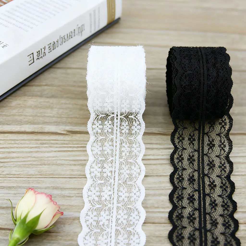 (5 yards/roll) 45mm White lace fabric Webbing Decoration Lovely gift packing Material
(5 yards/roll) 45mm White lace fabric Webbing Decoration Lovely gift packing Material
