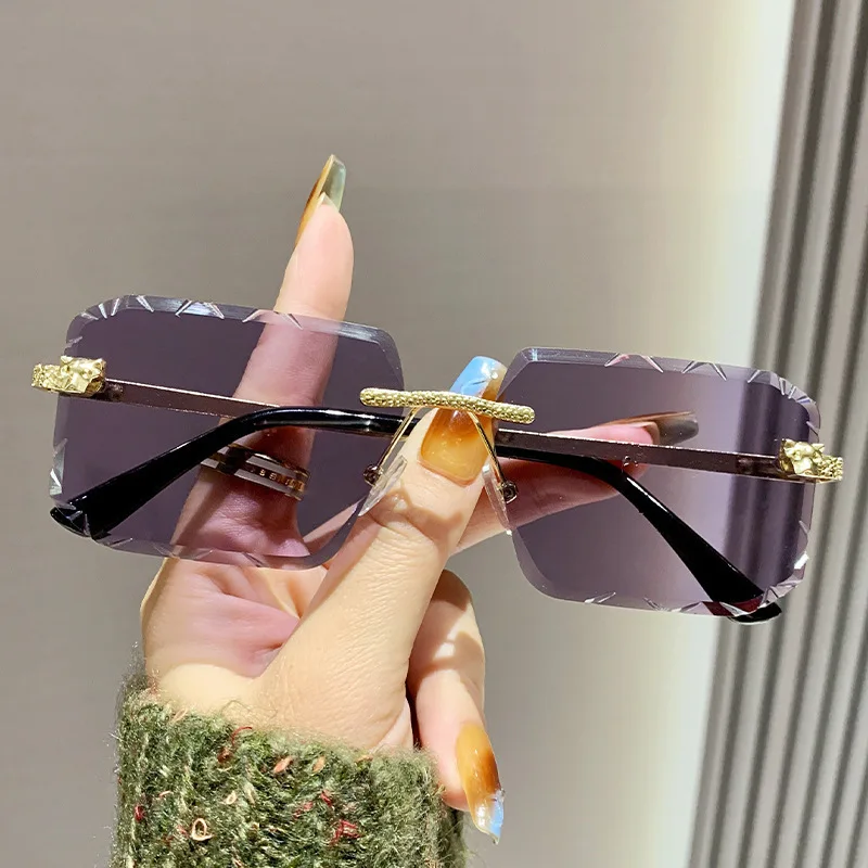 Fashion Cheetah Decor Rimless Sunglasses UV400 Women Men Hiking Square Glasses Female Male Beach Vacation Travel Shades Eyewear
Fashion Cheetah Decor Rimless Sunglasses UV400 Women Men Hiking Square Glasses Female Male Beach Vacation Travel Shades Eyewear
