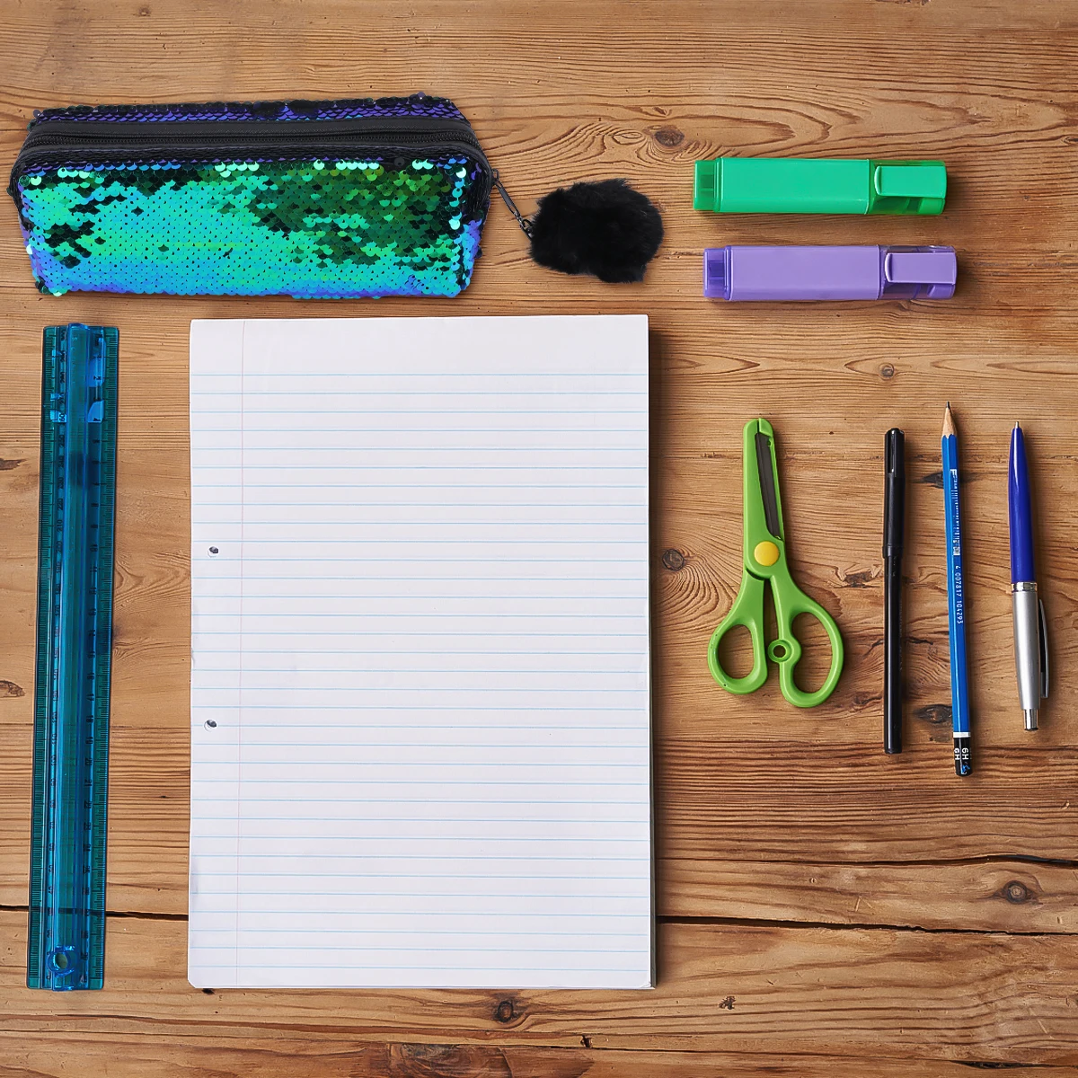 Sequin Pencil Case Trendy Pouch Cute Bag for Girls Aesthetic Sequins Stationery 
Sequin Pencil Case Trendy Pouch Cute Bag for Girls Aesthetic Sequins Stationery