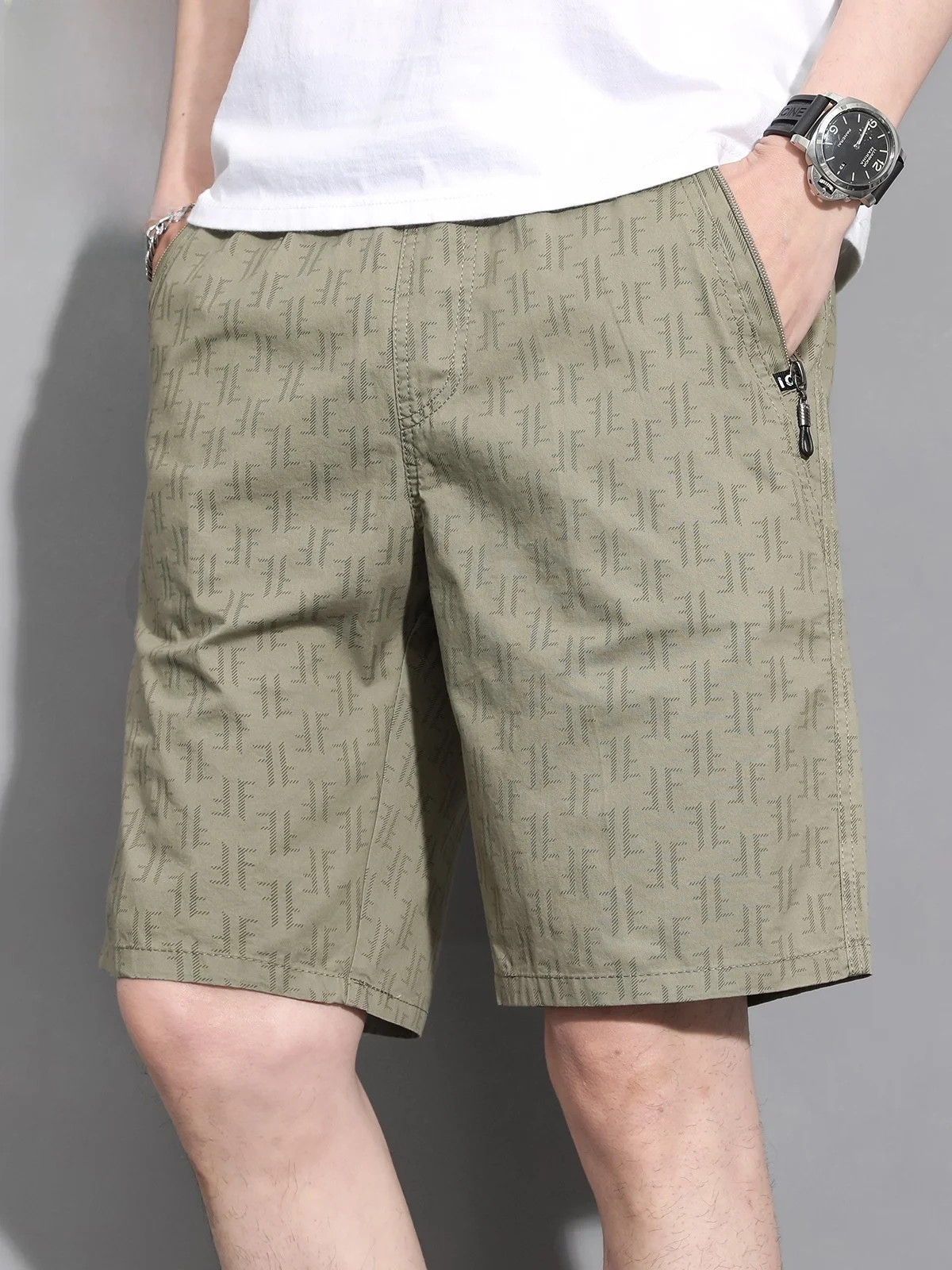 Men's Spor Loose Fit Casual orts Summer 2025 Trendy Versatile Five-Quarter Length Comfortable Elastic Waisand
Men's Spor Loose Fit Casual orts Summer 2025 Trendy Versatile Five-Quarter Length Comfortable Elastic Waisand