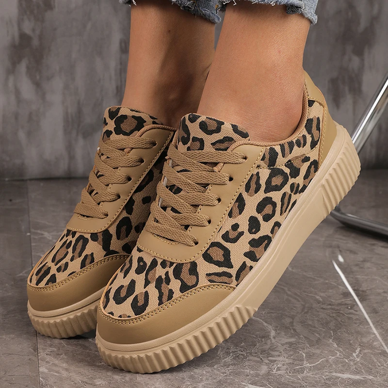 Leopard Print Platform Women's Sneakers Lace-Up Thick Bottom Vulcanize Shoes Woman Canvas Breathable Skateboarding Shoes Ladies
Leopard Print Platform Women's Sneakers Lace-Up Thick Bottom Vulcanize Shoes Woman Canvas Breathable Skateboarding Shoes Ladies