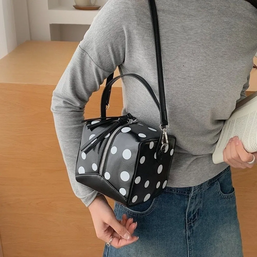 Trendy PU Polka Dot Handbag Zipper Closure Top Handle Crossbody Bag Adjustable Strap Small Square Bucket Bag Trend
Trendy PU Polka Dot Handbag Zipper Closure Top Handle Crossbody Bag Adjustable Strap Small Square Bucket Bag Trend