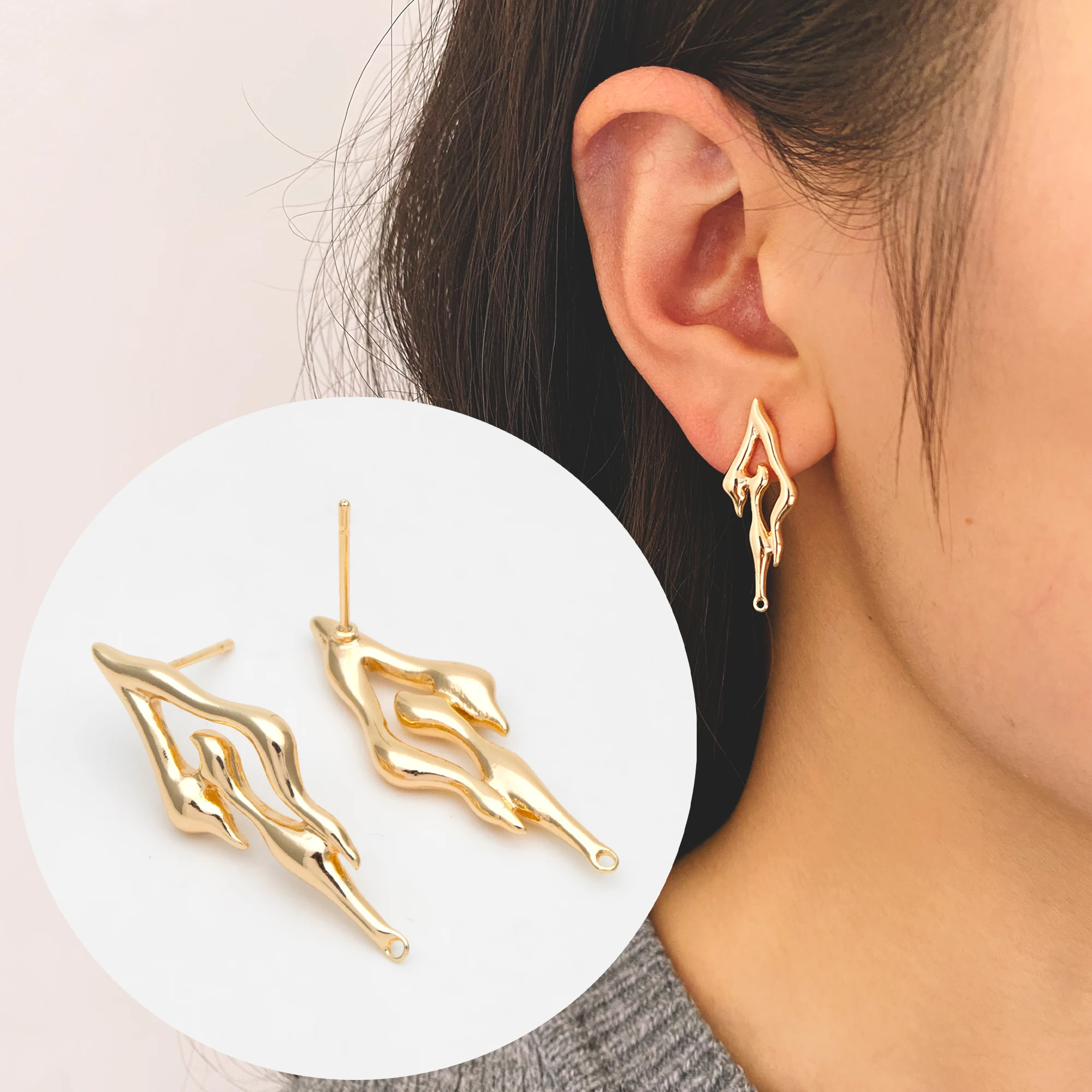 4pcs Irregular Melting Earring Posts, 18K Gold Plated Brass, Stud Earring Components (GB-3412)
4pcs Irregular Melting Earring Posts, 18K Gold Plated Brass, Stud Earring Components (GB-3412)