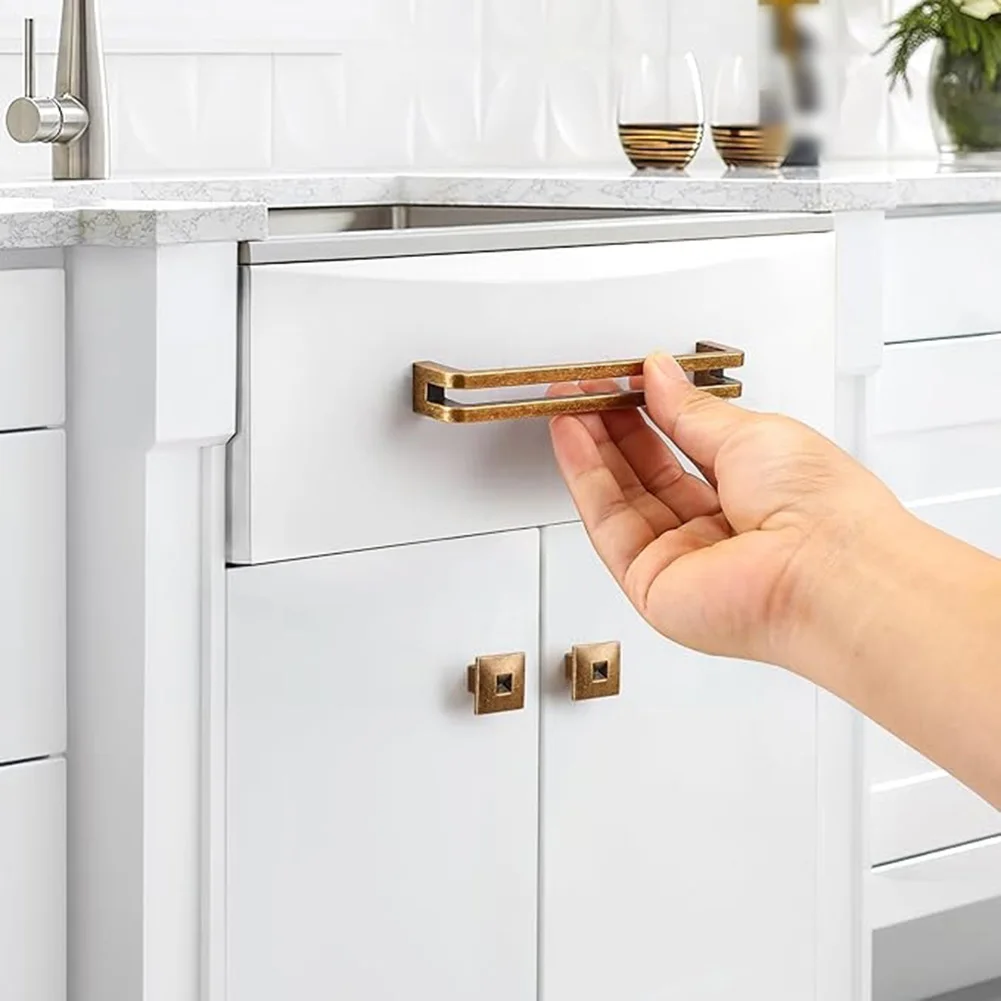6pcs Vintage Zinc Alloy Cabinet Knobs Antique Bronze Drawer Pulls With Screws For Kitchen Furniture Wardrobe Renovation
6pcs Vintage Zinc Alloy Cabinet Knobs Antique Bronze Drawer Pulls With Screws For Kitchen Furniture Wardrobe Renovation