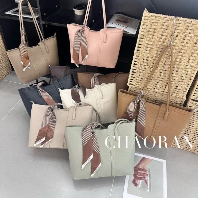 Vivid 2025 New Ladies Luxury Brand Leather Tote Bag Famous Designer Simple Popular Casual 
Vivid 2025 New Ladies Luxury Brand Leather Tote Bag Famous Designer Simple Popular Casual