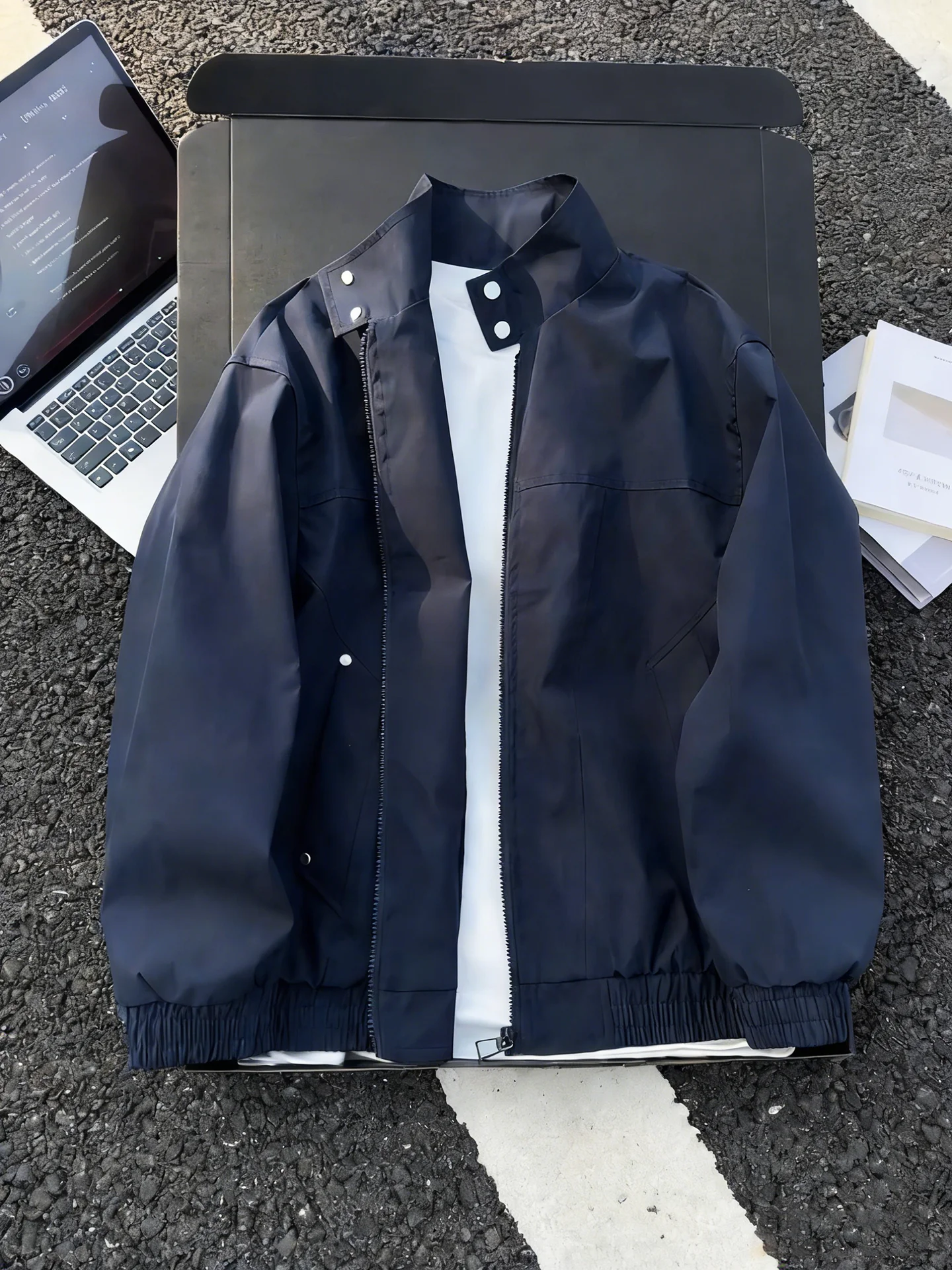 Мужская куртка Cleanfit Harrington Flight: демисезонная, в американском стиле, с элементами пэчворка, рабочая одежда, утепленная, износостойкая
Мужская куртка Cleanfit Harrington Flight: демисезонная, в американском стиле, с элементами пэчворка, рабочая одежда, утепленная, износостойкая