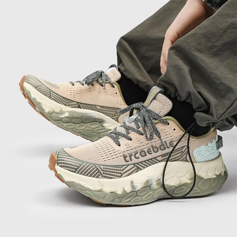 Men's Women's Breathable lightweight comfortable non-slip sports shoes Men's sports running shoes Wear-resistant
Men's Women's Breathable lightweight comfortable non-slip sports shoes Men's sports running shoes Wear-resistant