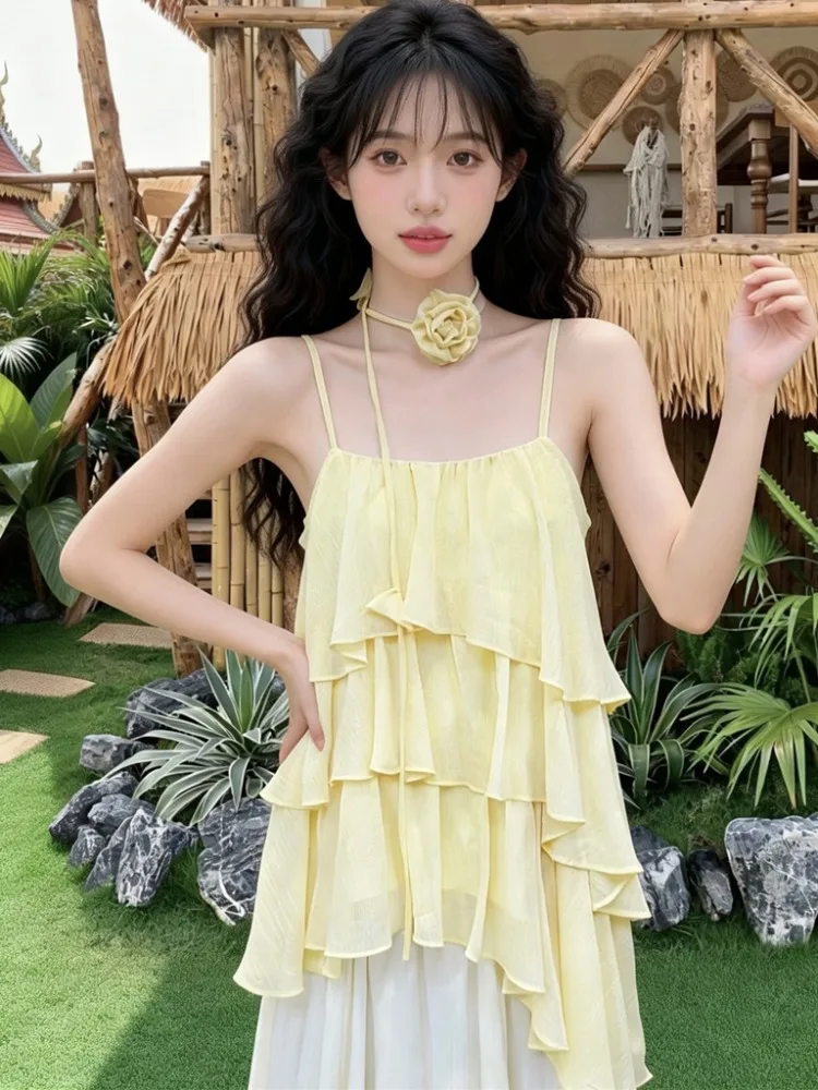 Korean Style Yellow Cake Layered Strap Top Women Summer Pure Desire Neck Hanging Flower Design Sensation Chiffon Shirt
Korean Style Yellow Cake Layered Strap Top Women Summer Pure Desire Neck Hanging Flower Design Sensation Chiffon Shirt