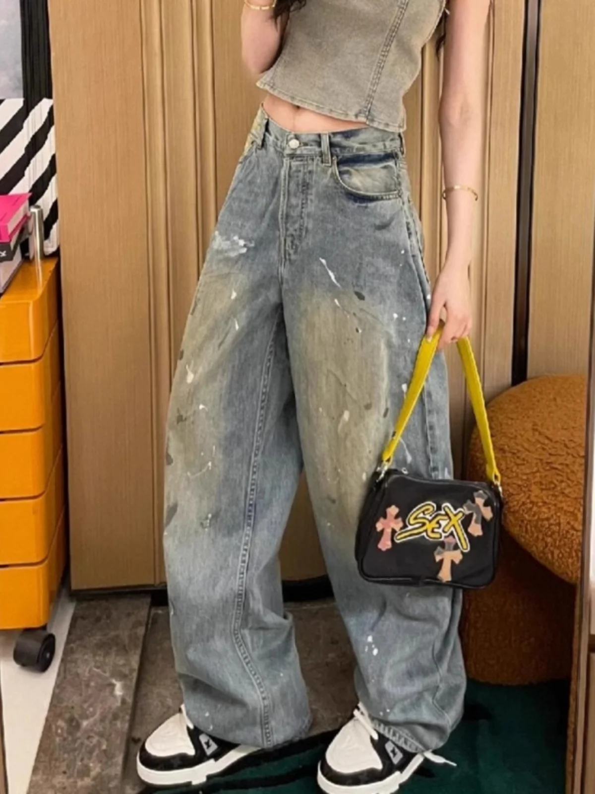 plus Size Women's High Waist Wide Leg Jeans American Style Retro Faded Long Pants Spring Autumn Casual Streetwear
plus Size Women's High Waist Wide Leg Jeans American Style Retro Faded Long Pants Spring Autumn Casual Streetwear
