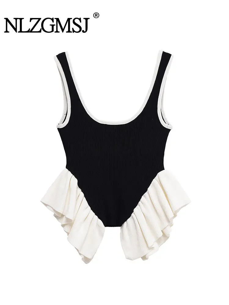 Woman Tops 2025 Summer New Contrast Color Crochet Short Top O-Neck Sleeveless Tops For Women New Casual Streetwear
Woman Tops 2025 Summer New Contrast Color Crochet Short Top O-Neck Sleeveless Tops For Women New Casual Streetwear