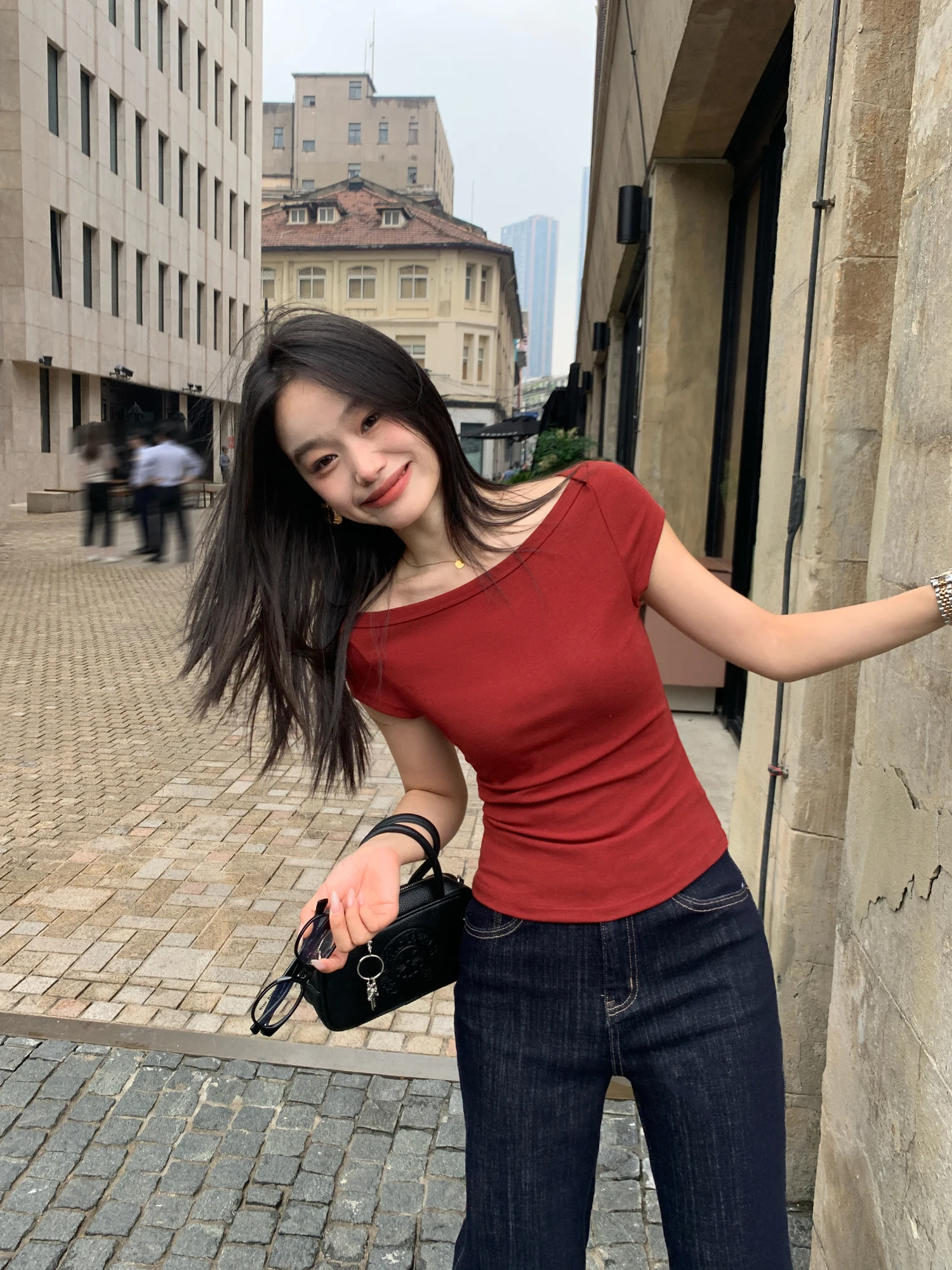 Pusumede Women's ort Sve Knitted T-irt Boat Ne oulder Design Slim Fit Casual Summer Top Pure Color Polyester
Pusumede Women's ort Sve Knitted T-irt Boat Ne oulder Design Slim Fit Casual Summer Top Pure Color Polyester