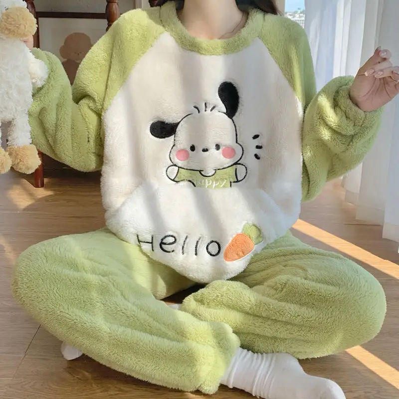 Теплый пижамный комплект в стиле аниме «Hello Kitty», милый утепленный пижамный комплект с героями мультфильмов «Hello Kitty», женская и детская ночная рубашка, зимняя удобная мягкая теплая домашняя одежда
Теплый пижамный комплект в стиле аниме «Hello Kitty», милый утепленный пижамный комплект с героями мультфильмов «Hello Kitty», женская и детская ночная рубашка, зимняя удобная мягкая теплая домашняя одежда