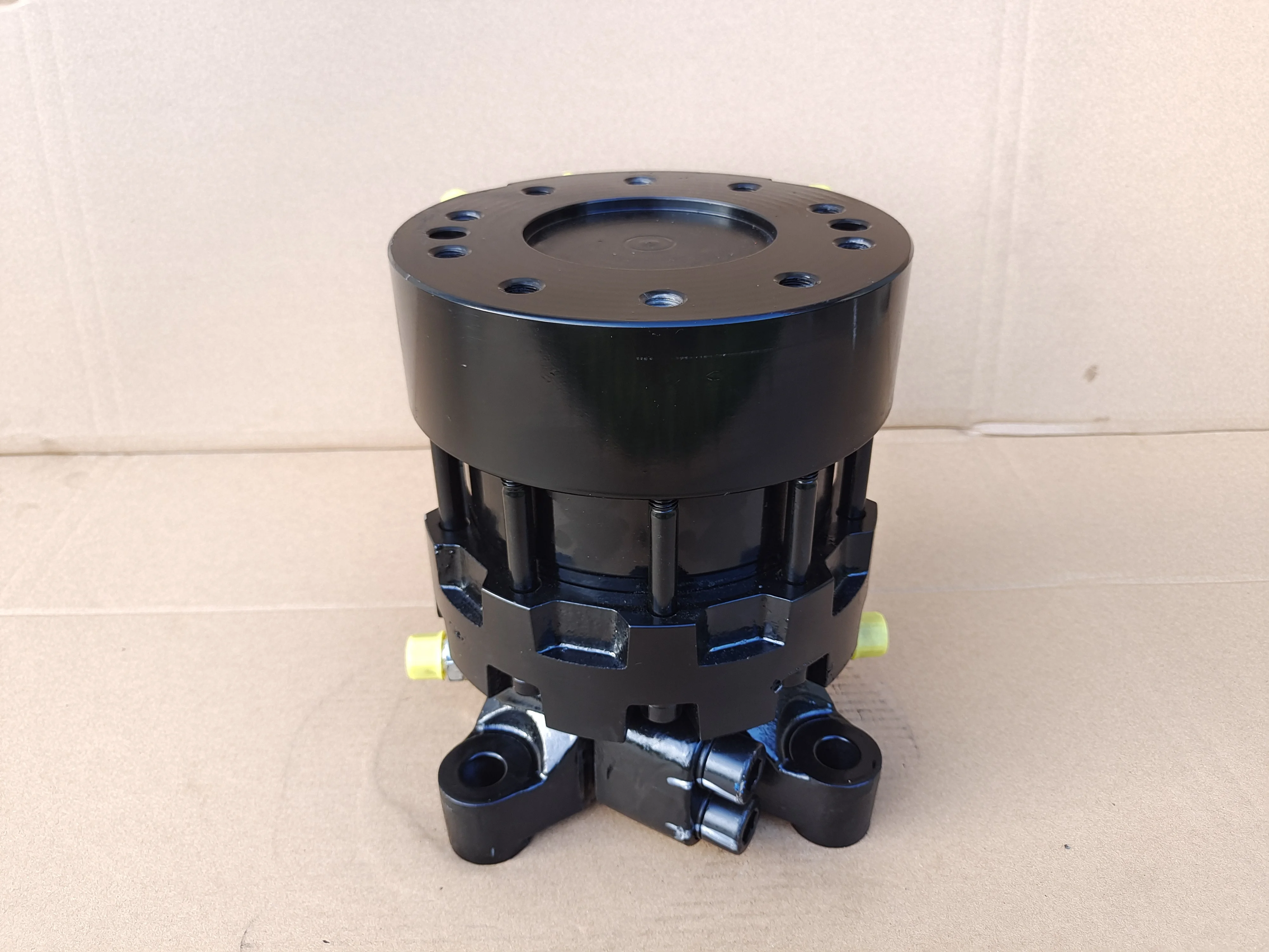 Smooth 360° Swivel 4.5 Ton Heavy Duty Rotator For Precision Logging
Smooth 360° Swivel 4.5 Ton Heavy Duty Rotator For Precision Logging
