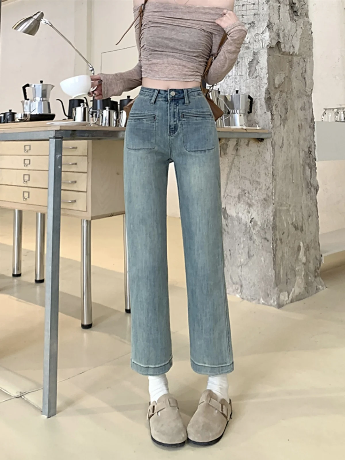 Черные джинсы женские офисные работы деловые женские джинсовые модные удобные элегантные шикарные базовые простые необходимые умные 
Черные джинсы женские офисные работы деловые женские джинсовые модные удобные элегантные шикарные базовые простые необходимые умные