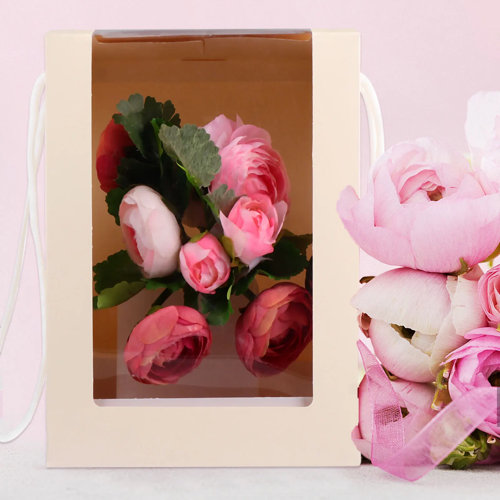 1Pcs Transparent Flower Box Durable Thickened Folding Portable Wedding Packing Box Bouquet Wrapper Bouquet Wrapper
1Pcs Transparent Flower Box Durable Thickened Folding Portable Wedding Packing Box Bouquet Wrapper Bouquet Wrapper