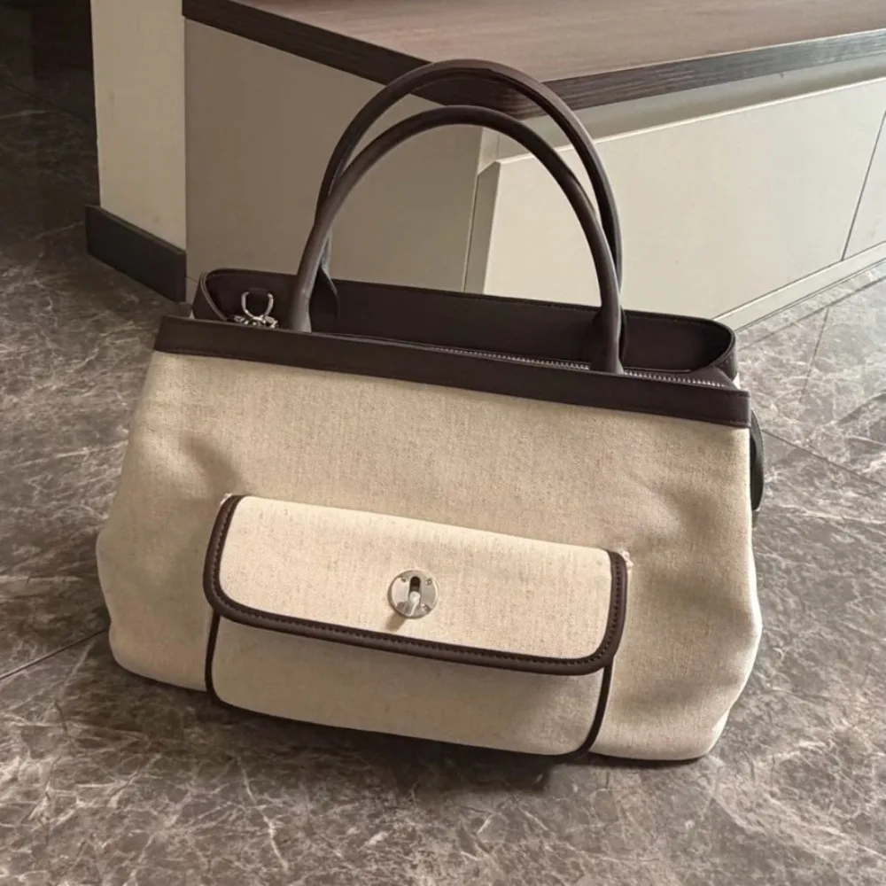 Pocket Series Summer New Tote Bag Portable Shoulder Fashionable High Temperament Large Capacity Texture Unique Simple Casual
Pocket Series Summer New Tote Bag Portable Shoulder Fashionable High Temperament Large Capacity Texture Unique Simple Casual