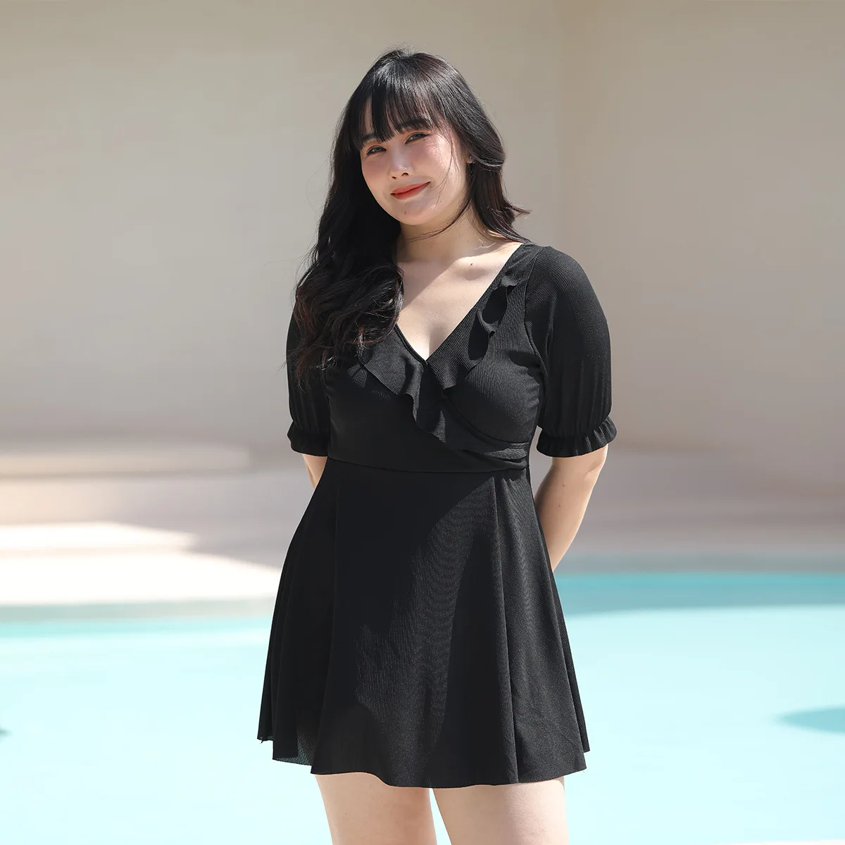 Sexy Female Large Size One-piece Swimsuit Pure Color Swimwear Sports Push Up Body Women's Swim Bathing Suit Beach Pool Bather
Sexy Female Large Size One-piece Swimsuit Pure Color Swimwear Sports Push Up Body Women's Swim Bathing Suit Beach Pool Bather