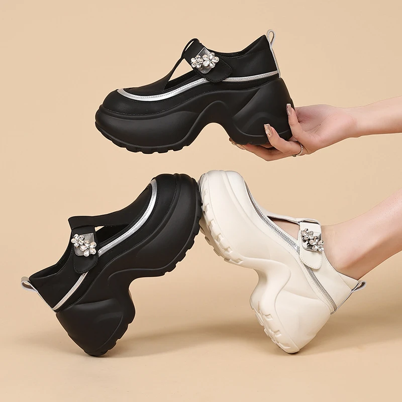 Magic Strap White Sneakers Summer New Sandals Thick Sole Height Increasing Hollow Out Comfortable Soft Sole Casual Walking Shoe
Magic Strap White Sneakers Summer New Sandals Thick Sole Height Increasing Hollow Out Comfortable Soft Sole Casual Walking Shoe