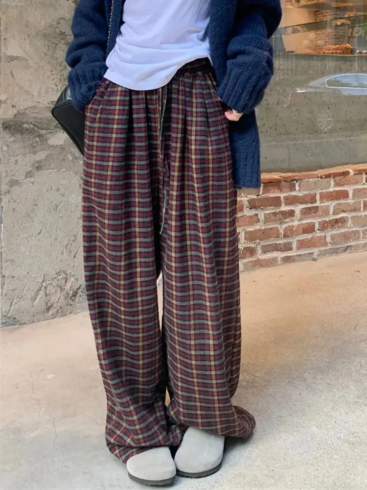 Zoki Retro Women Y2K Plaid Pants High Waist Loose Harajuku Trousers Vintage American Streetwear Bf Casual Hip Hop Wide Leg Pants
Zoki Retro Women Y2K Plaid Pants High Waist Loose Harajuku Trousers Vintage American Streetwear Bf Casual Hip Hop Wide Leg Pants