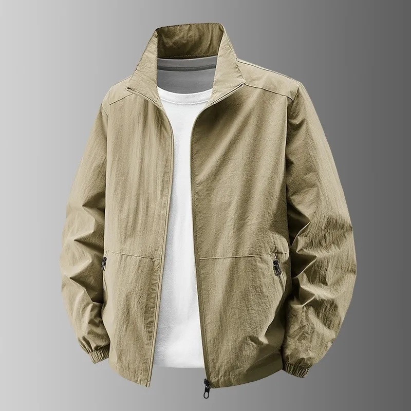 Outdoor Men's Casual Jacket Windproof Quick-drying Sportswear Stand Collar Loose Fit Polyester Fabric Regular Length Zipper C...
Outdoor Men's Casual Jacket Windproof Quick-drying Sportswear Stand Collar Loose Fit Polyester Fabric Regular Length Zipper C...
