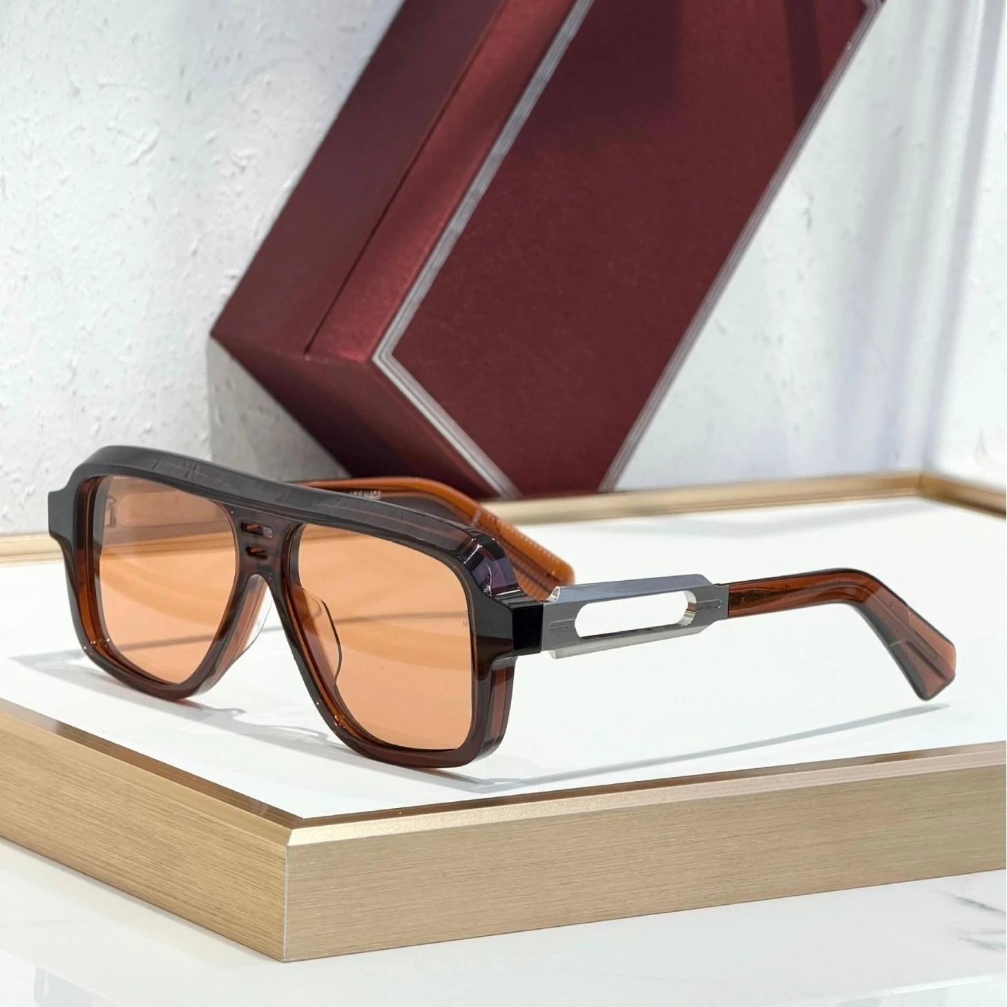 JMM European and American pilots double beam sunglasses 2026 new FUGUE box sunglasses optical color-changing sunglasses
JMM European and American pilots double beam sunglasses 2026 new FUGUE box sunglasses optical color-changing sunglasses