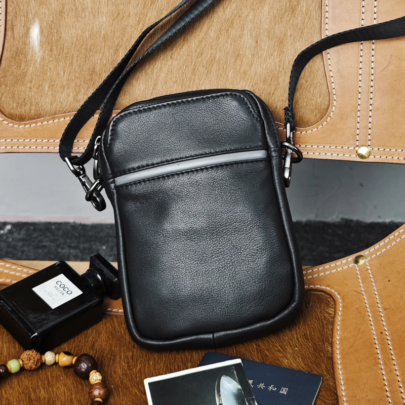 Fashion Men's Leather Waist Bag - Multifunction Fanny Pack, Large Capacity Genuine Leather Belt Bag with Shoulder Strap
Fashion Men's Leather Waist Bag - Multifunction Fanny Pack, Large Capacity Genuine Leather Belt Bag with Shoulder Strap