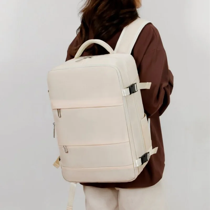Elegant High-End Vintage Diaper Bag A Large Capacity Designer Leather Tote With Letter Logo For Chic Fashion Women
Elegant High-End Vintage Diaper Bag A Large Capacity Designer Leather Tote With Letter Logo For Chic Fashion Women