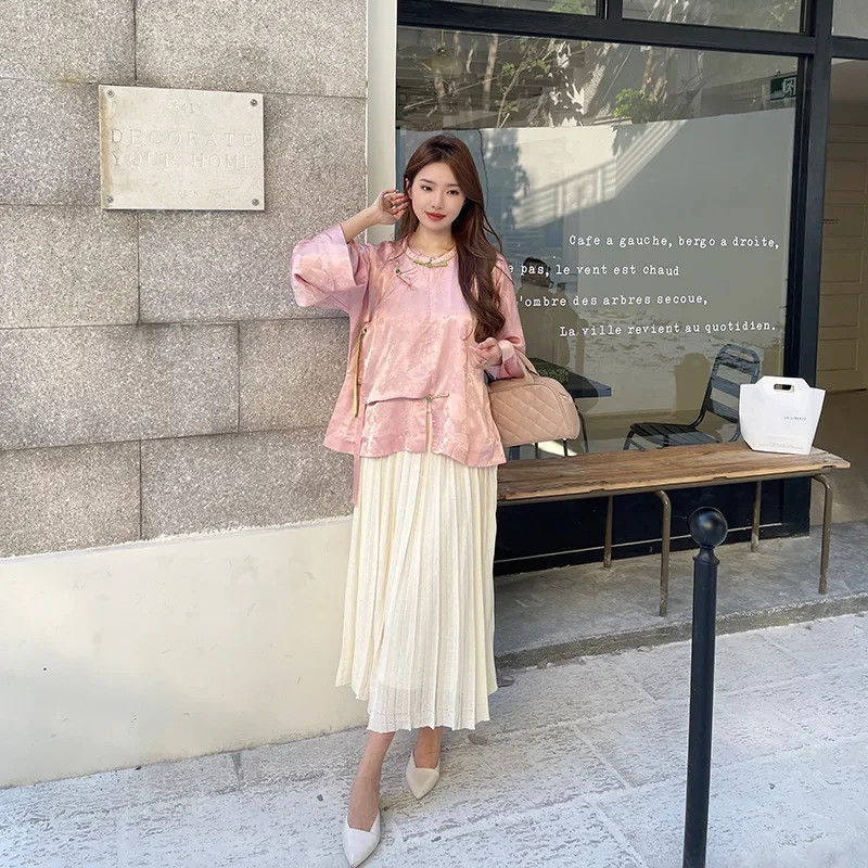 Autumn Heavy Work Tang Clothes Elegant Cheongsam Coat Vintage Button Lace-Up Jacket Chinese Style Jacquard Woman Hanfu Tops
Autumn Heavy Work Tang Clothes Elegant Cheongsam Coat Vintage Button Lace-Up Jacket Chinese Style Jacquard Woman Hanfu Tops