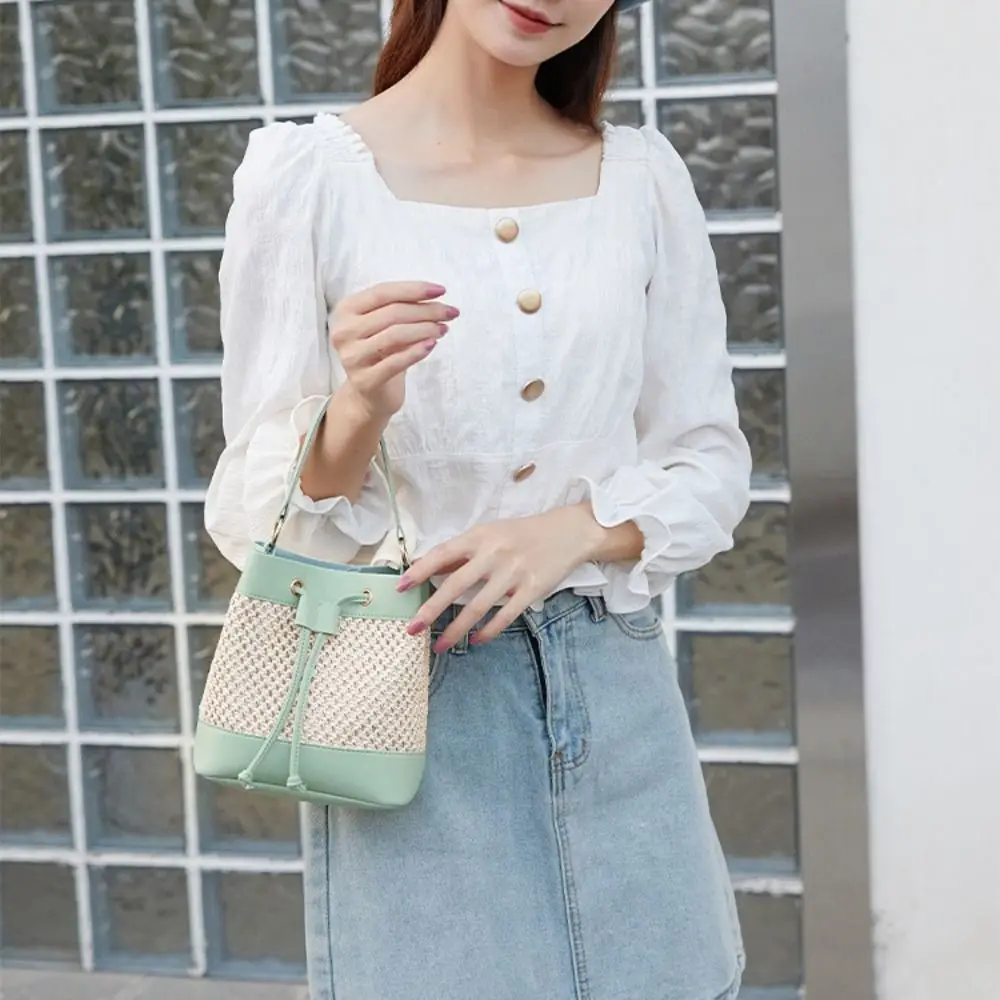 Simple Bundle Pocket Straw Crossbody Bag Commute Woven Drawstring Bucket Bag Handbag Large Capacity Beach Shoulder Bag Daily
Simple Bundle Pocket Straw Crossbody Bag Commute Woven Drawstring Bucket Bag Handbag Large Capacity Beach Shoulder Bag Daily