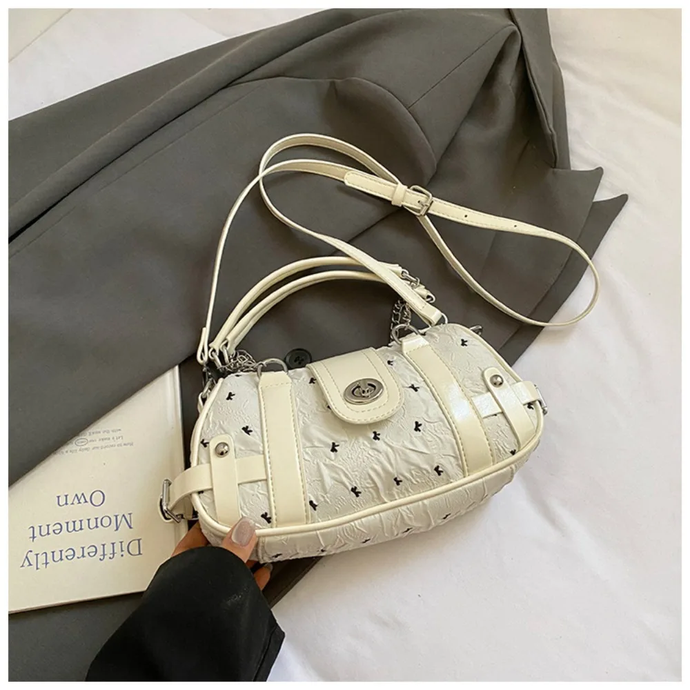 Portable Y2K Retro Shoulder Bag Cloth Spicy Girl Armpit Bag Handbag Korean Vintage Underarm Bag Streetwear
Portable Y2K Retro Shoulder Bag Cloth Spicy Girl Armpit Bag Handbag Korean Vintage Underarm Bag Streetwear