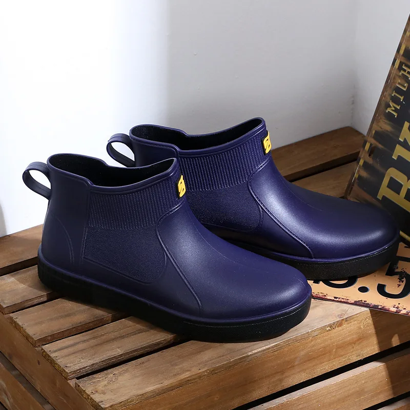 Men's Short Tube Work Boots Warm Cotton Lined Low Cut Fashionable Rain Shoes Spring Autumn Seasonal Pure Color Low Help
Men's Short Tube Work Boots Warm Cotton Lined Low Cut Fashionable Rain Shoes Spring Autumn Seasonal Pure Color Low Help