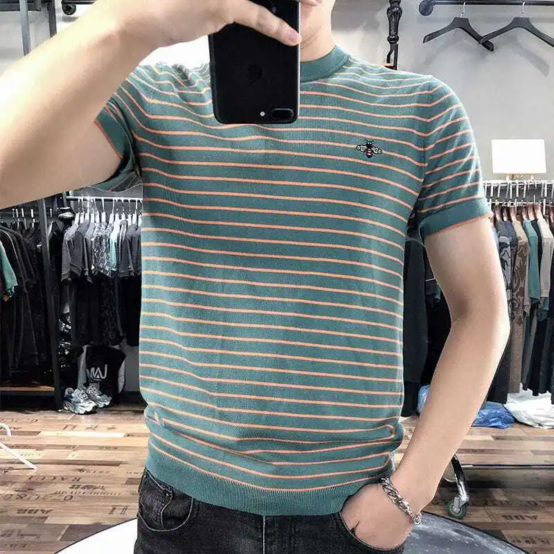 Summer Men Bee Embroidery Striped Ice Silk Knitted Sweater Casual Short-sleeved Sweater
Summer Men Bee Embroidery Striped Ice Silk Knitted Sweater Casual Short-sleeved Sweater